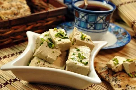 تصویر 1 از حلوا ارده هلی خوش طعم و مقوی برای صبحانه